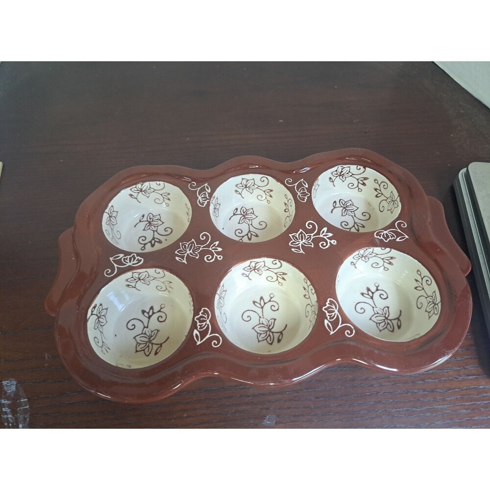 Temptations Brown And Cream Floral Lace Ceramic Muffin Pan